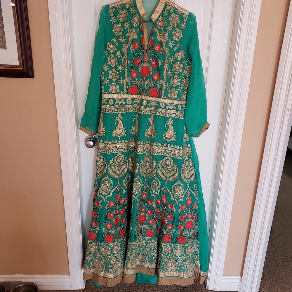 WOREN MINT CONDITION - Sea Green Orange Flowers An